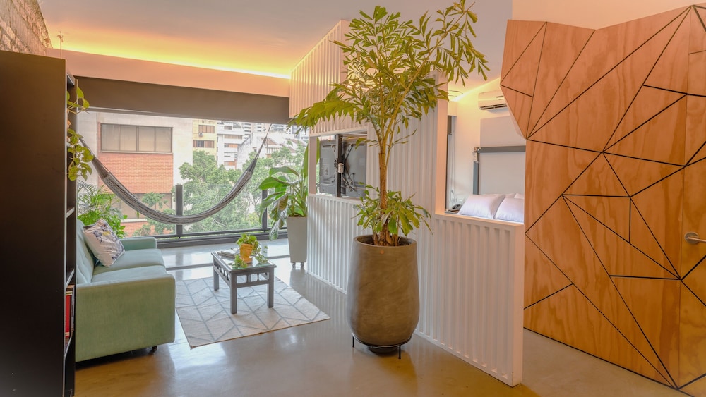 Deluxe Studio Suite, 1 Bedroom, City View photo 1