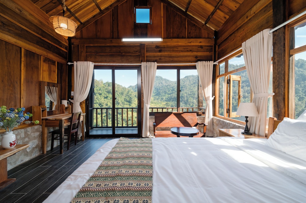 Deluxe Double Room, Valley View