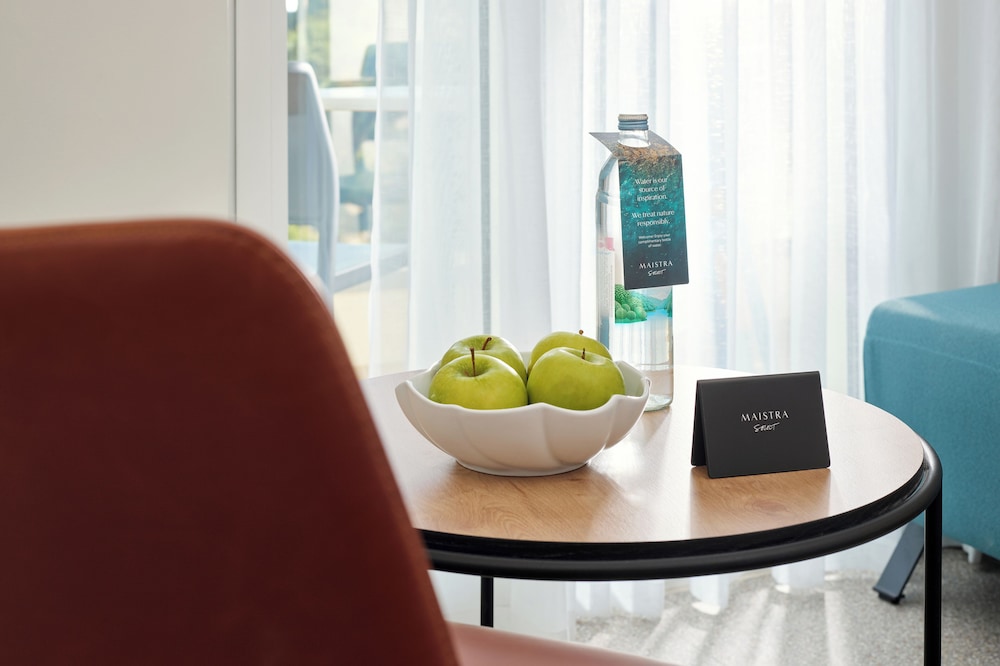 Standard Triple Room, Balcony - Photo 4