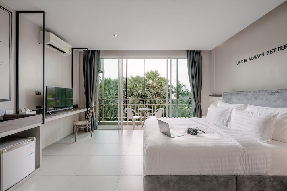 Superior Room, Balcony photo 1
