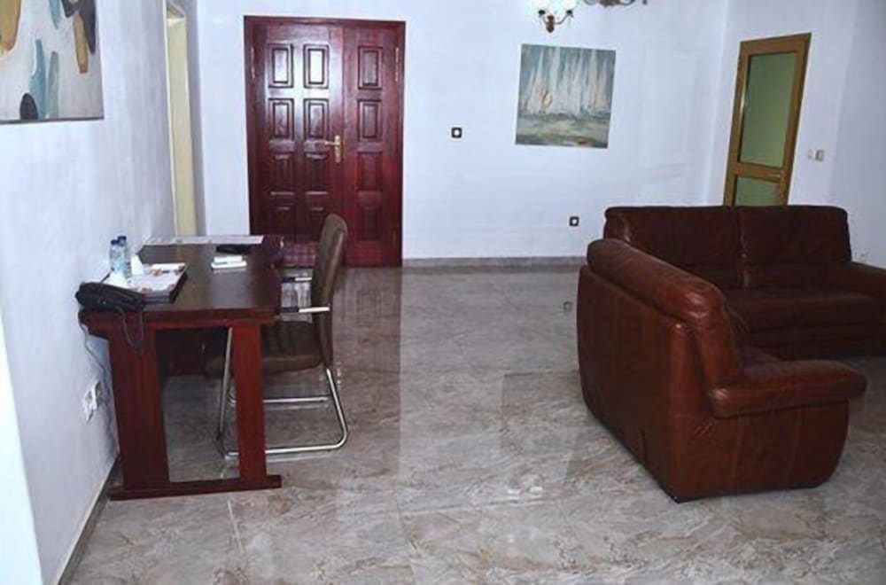 Executive Suite photo 3
