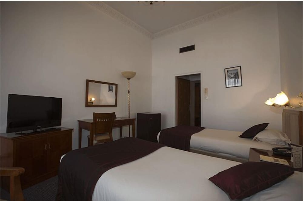 Classic Double or Twin Room - Photo 1