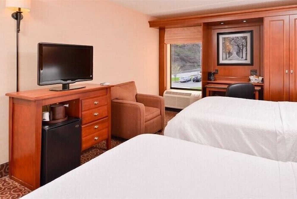 Standard Double Room, 2 Double Beds photo 2