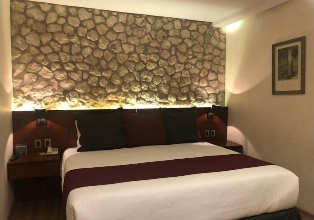 Comfort Room, 1 King Bed photo 1