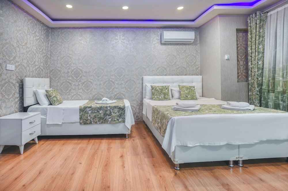 Comfort Quadruple Room photo 1