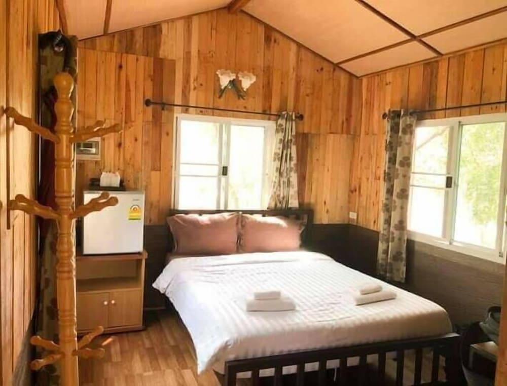 Tree House photo 1