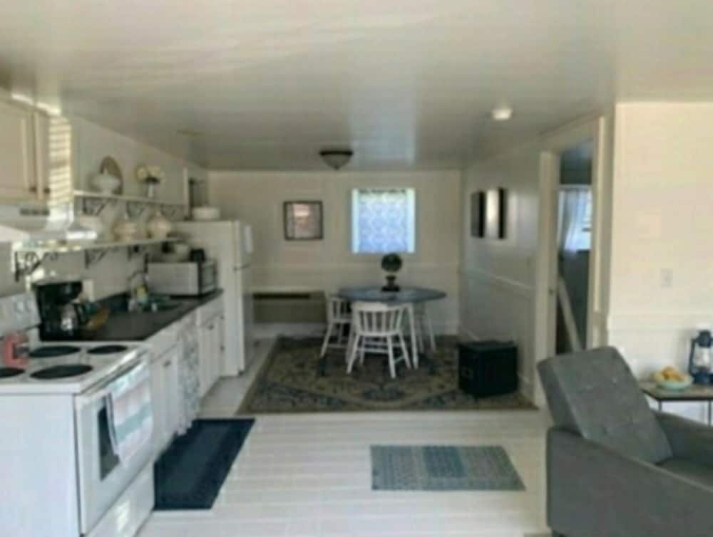 Basic Apartment