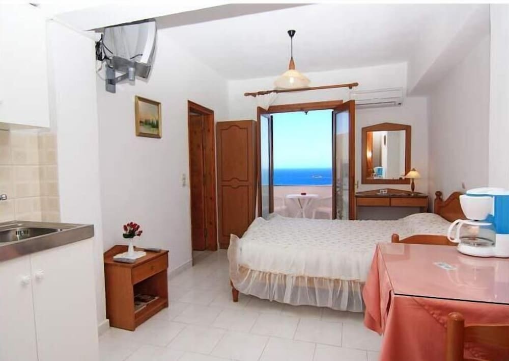 Studio, Sea View photo 1