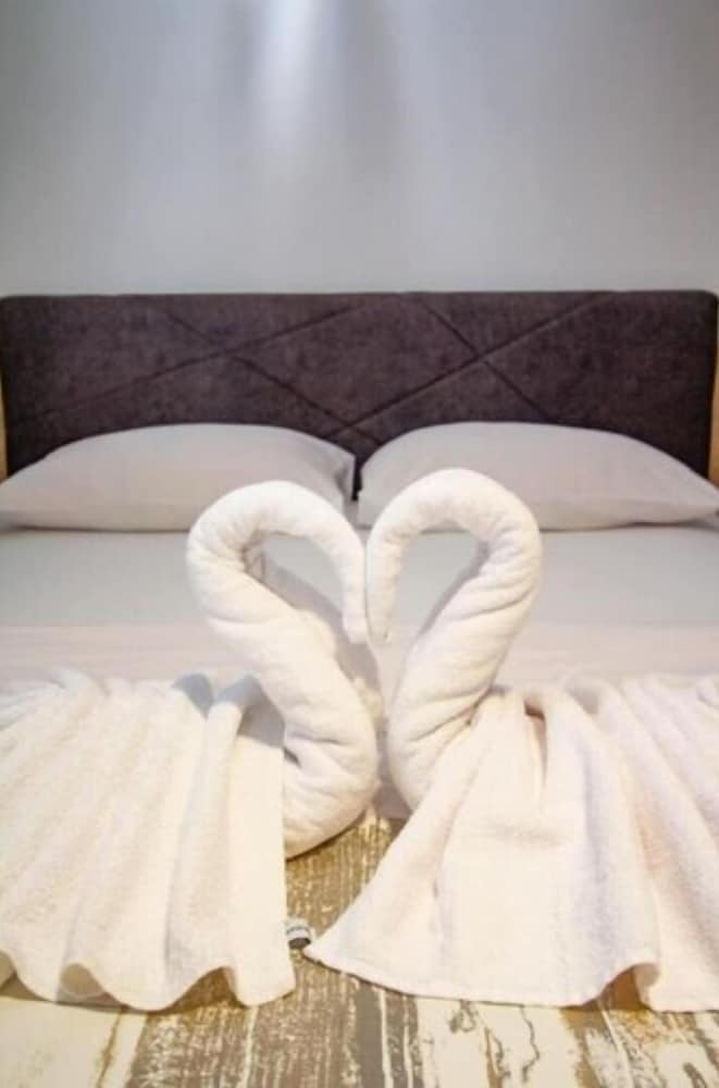 Deluxe Double Room Single Use photo 3