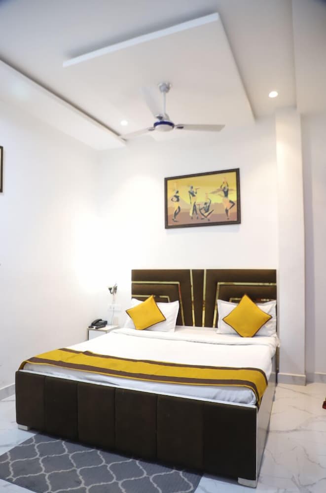 Deluxe Room - Photo 4