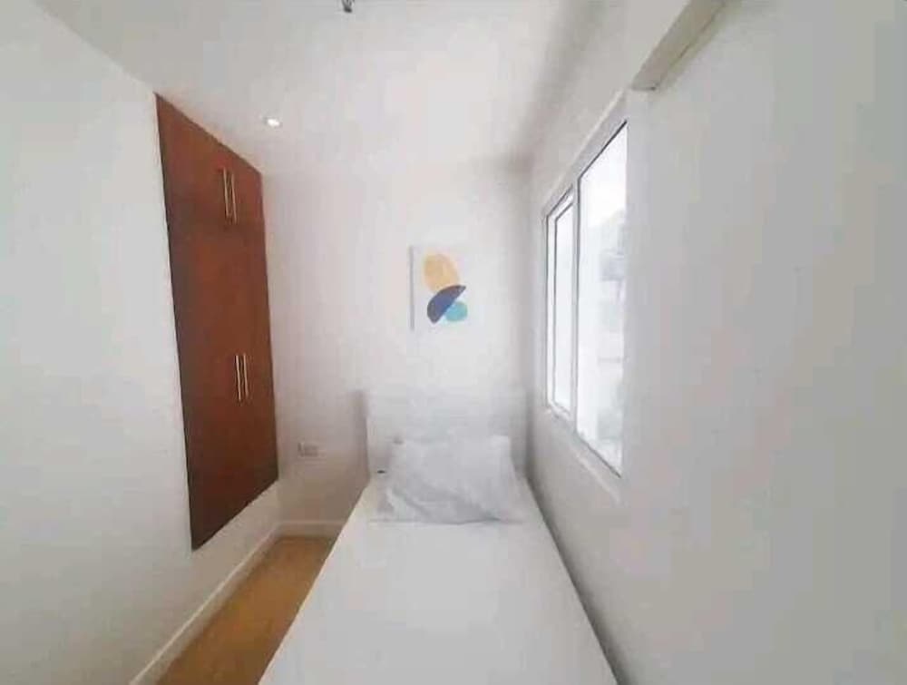 Premier Apartment, City View photo 3
