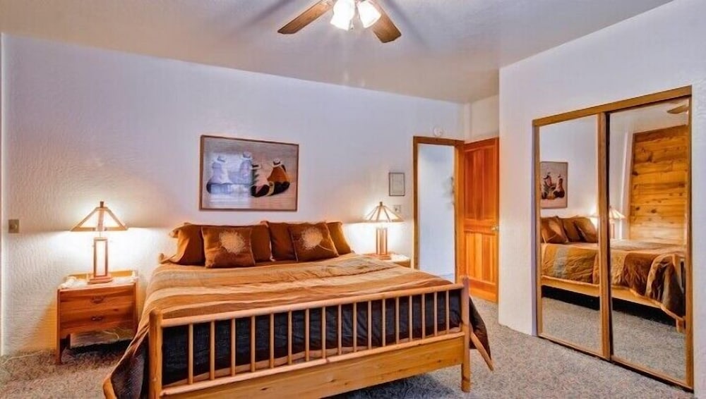 Cabin photo 1