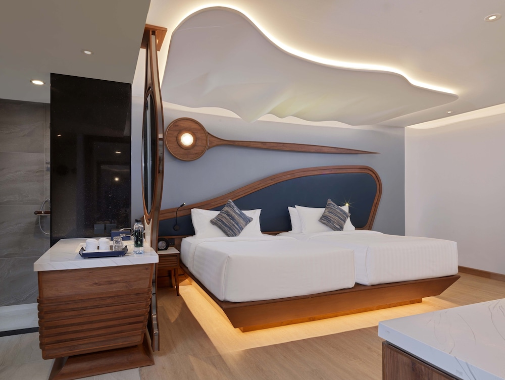 2-Bedroom Suite - Photo 5