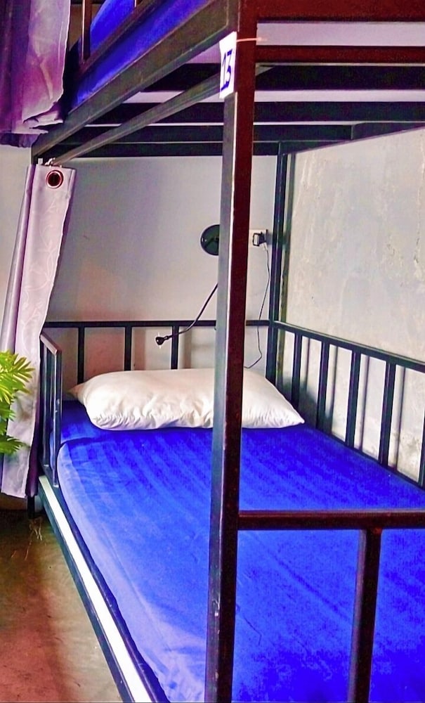 Economy Shared Dormitory, 4 Bedrooms photo 3