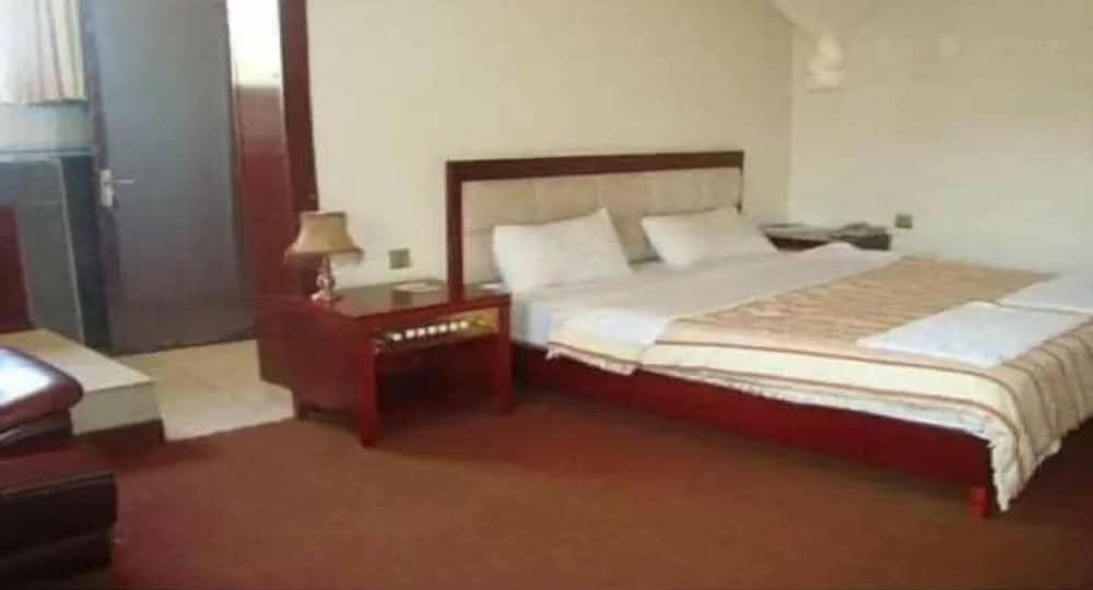 Basic Double Room