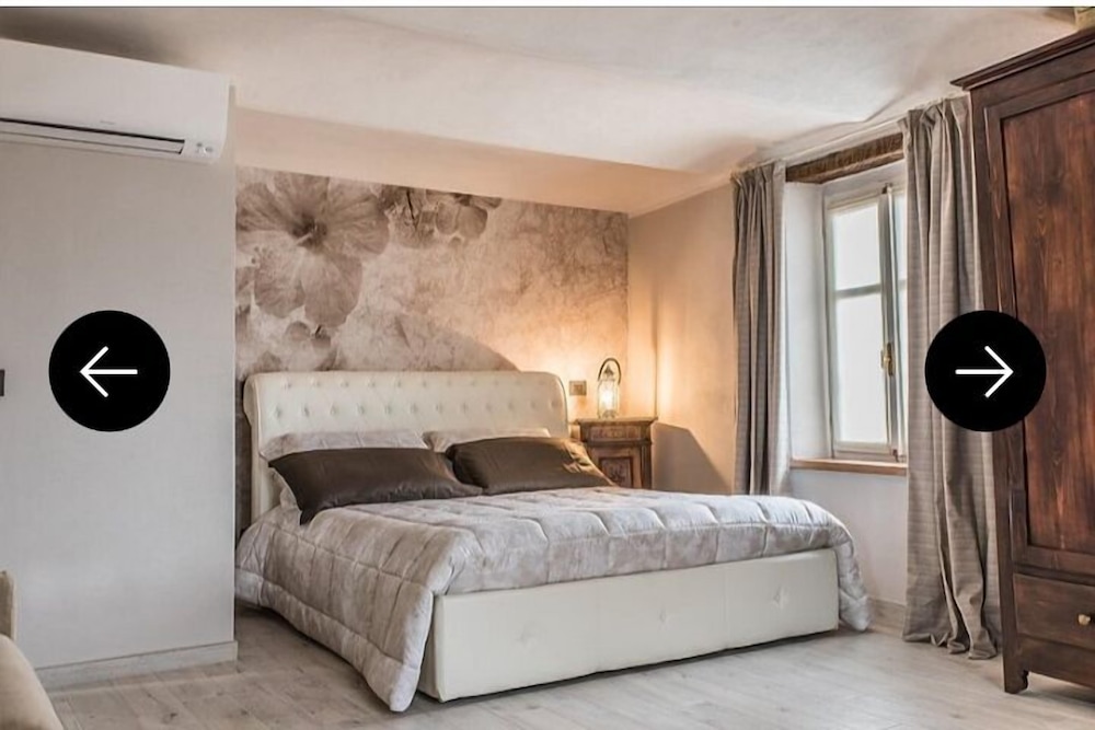Deluxe Studio Suite, Balcony, Hill View
