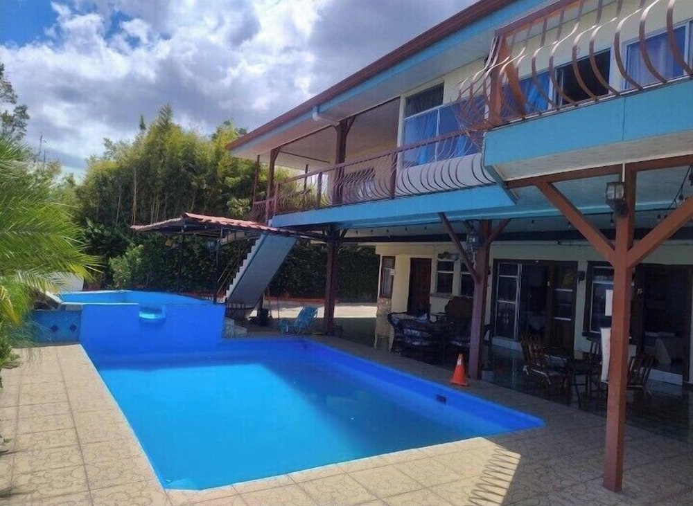 Premium Room, 1 Bedroom, Refrigerator, Pool View photo 2