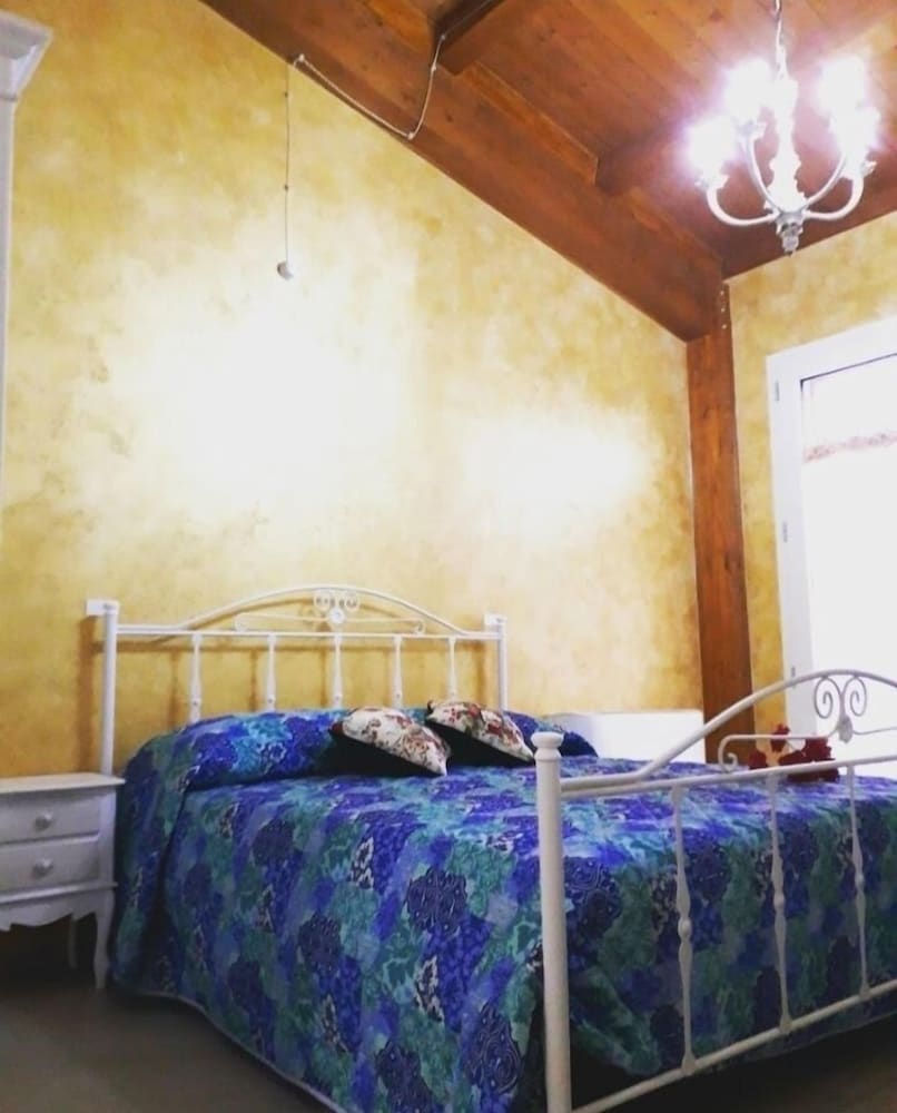 Deluxe Double Room, Garden View, Ground Floor photo 3