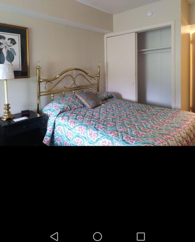Standard Room, 2 Double Beds, Non Smoking photo 1