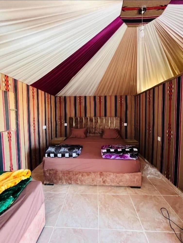 Traditional Single Room