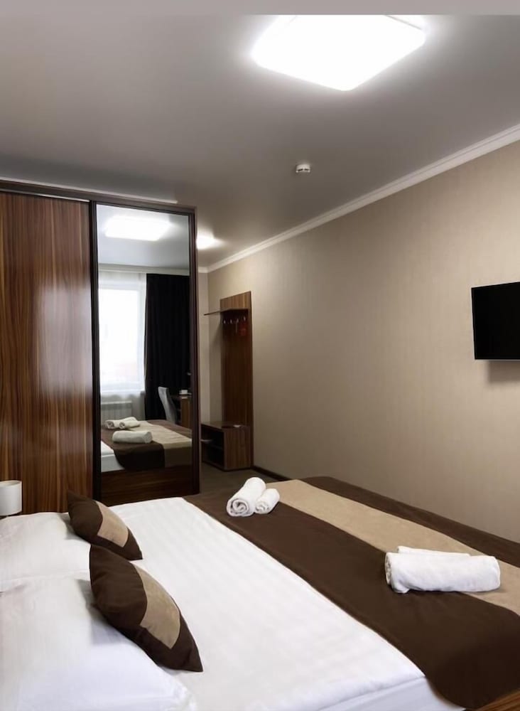 Standard Double Room - Photo 2