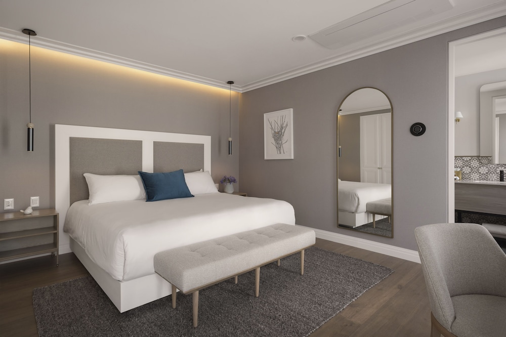 Design Apartment, 1 King Bed with Sofa bed - Photo 5