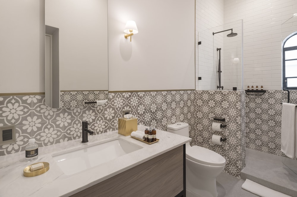 City Double Room - Photo 5