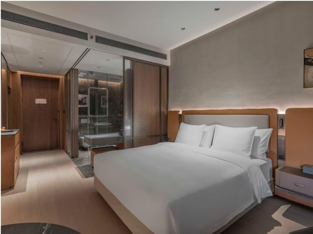 Yuanqing Big Bed photo 1