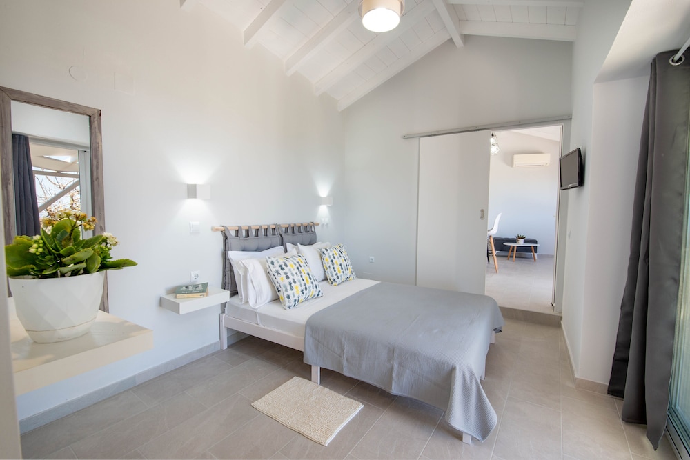 Apartment, 1 Queen Bed with Sofa bed, Terrace, Sea View photo 1