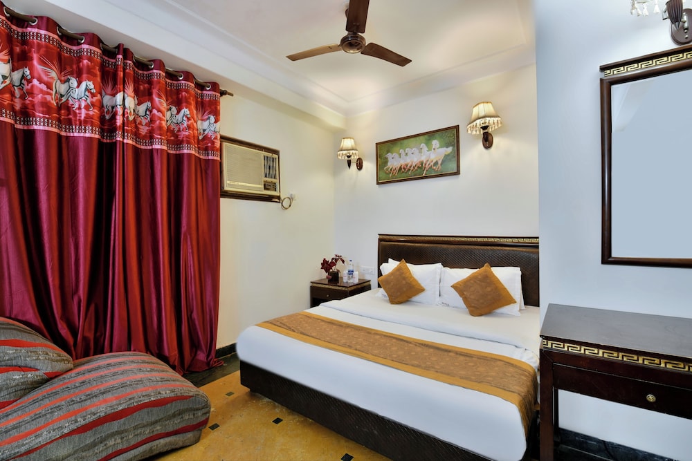 Deluxe Room, City View