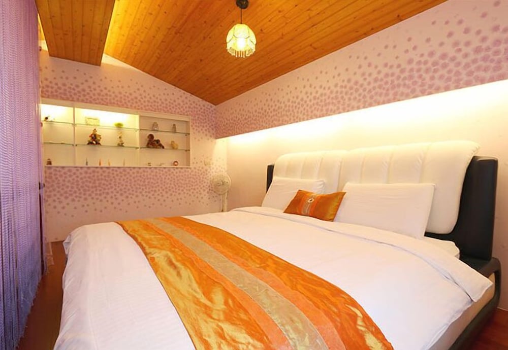 Standard Loft, 2 Queen Beds photo 3