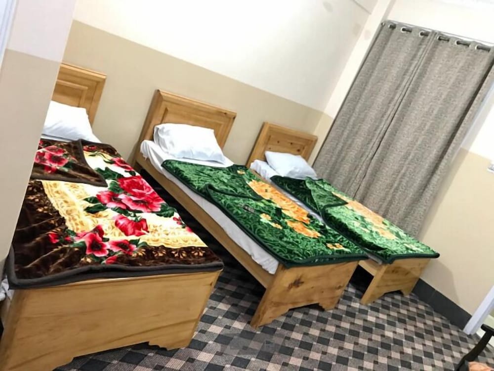 Deluxe Triple Room photo 2