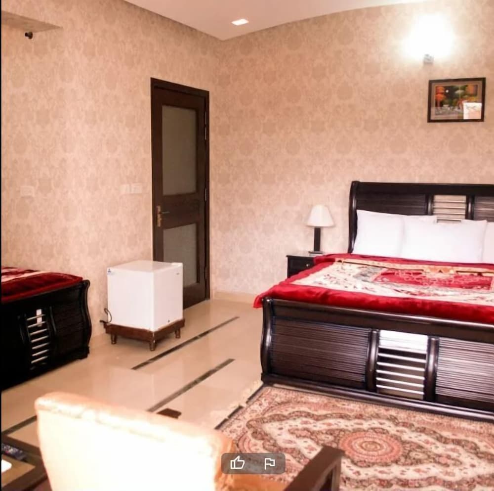Deluxe Double Room - Photo 1