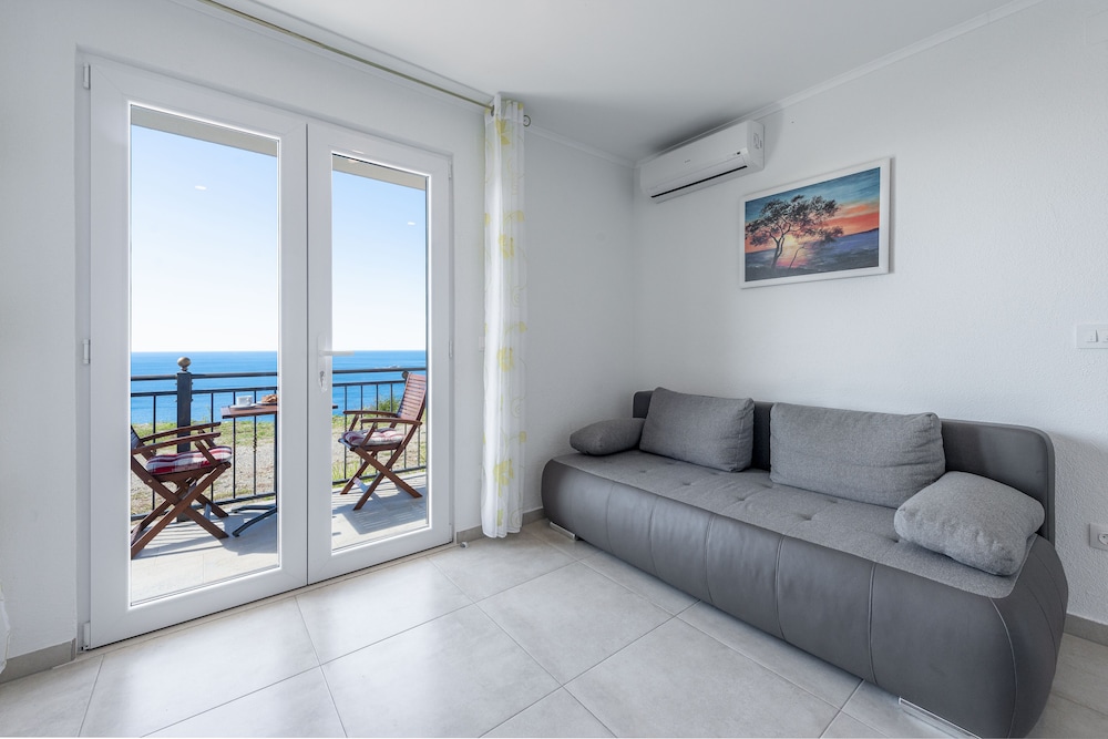 Apartment, Sea View