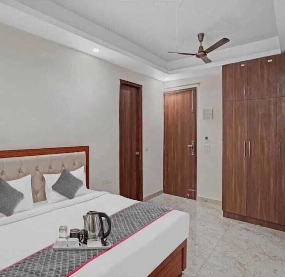 Deluxe Double or Twin Room, Balcony, City View