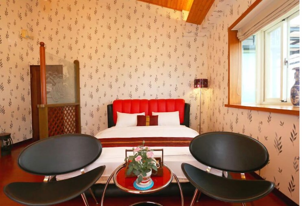 Basic Double Room photo 2