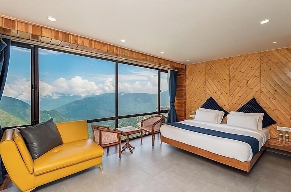 Presidential Suite, Valley View