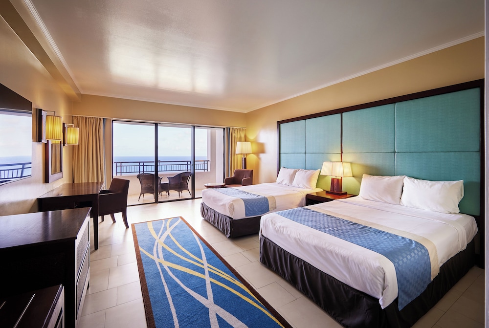 Club Room (Royal, Premium) photo 3