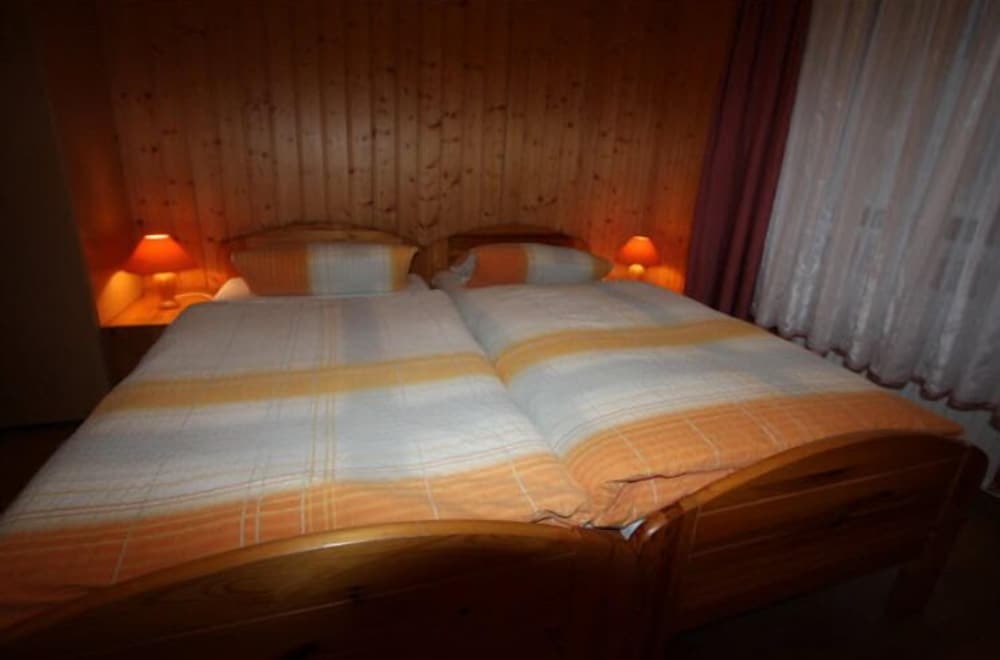 Double Room - Photo 7