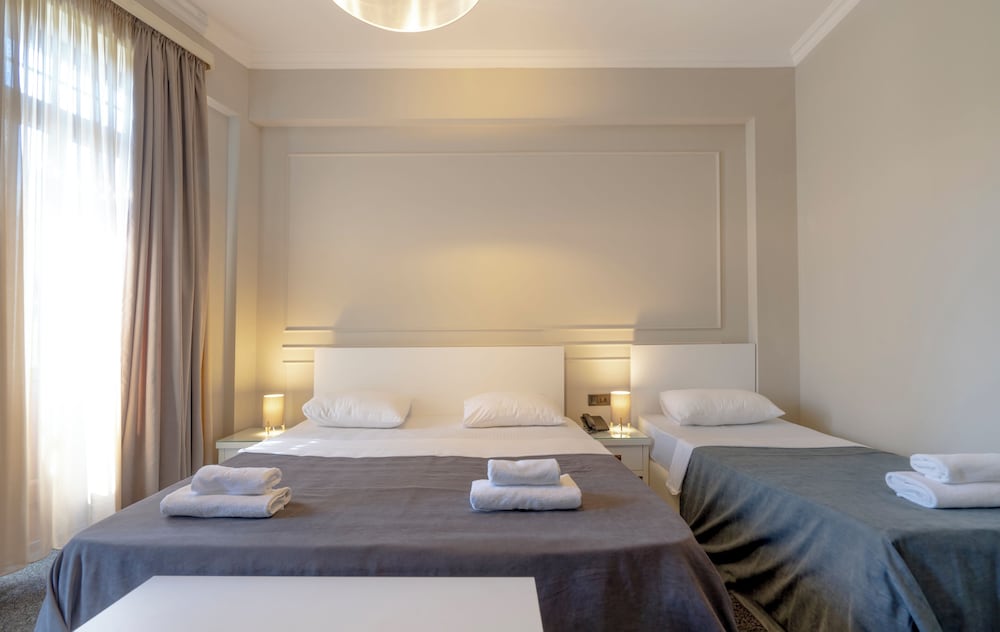 Triple Room with City View photo 3