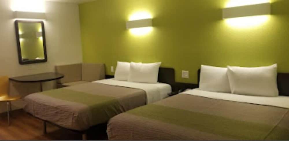 Basic Double Room photo 1