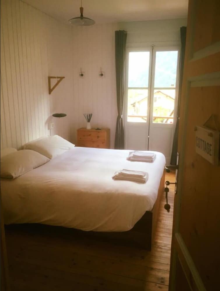 Triple Room, Shared Bathroom photo 3