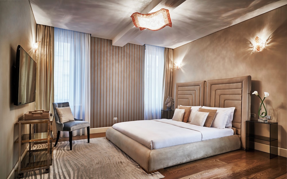 Executive Double Room, Kitchenette - Photo 2