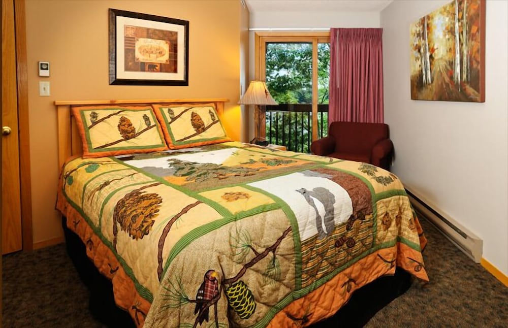 Standard Condo, 2 Bedrooms