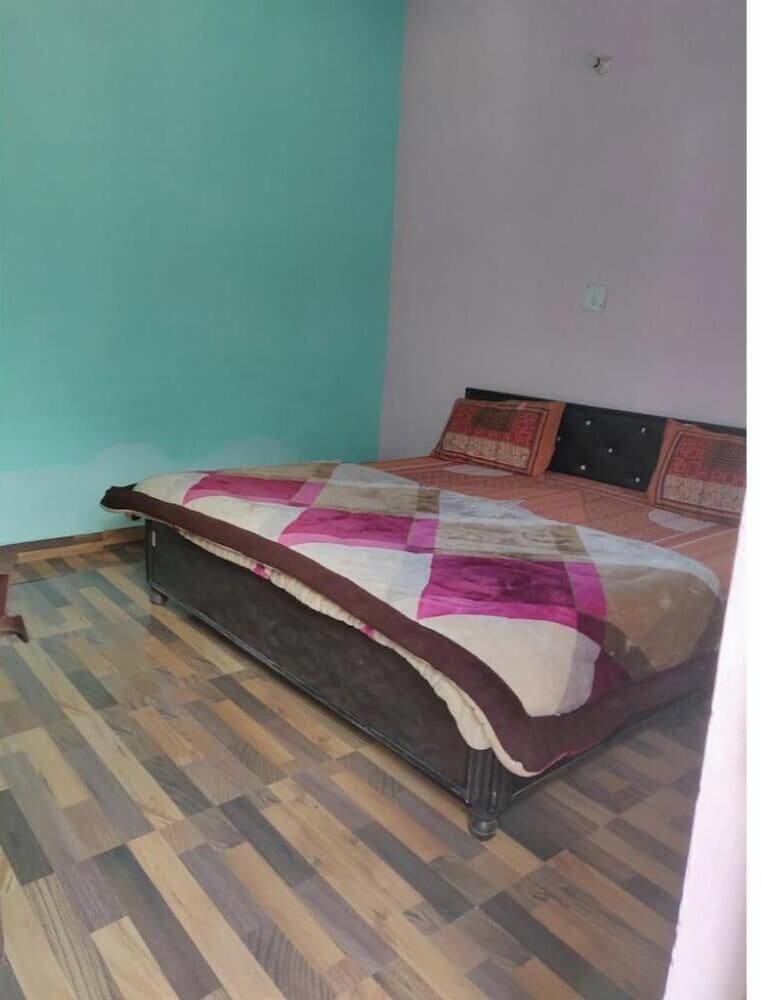 Basic Double Room