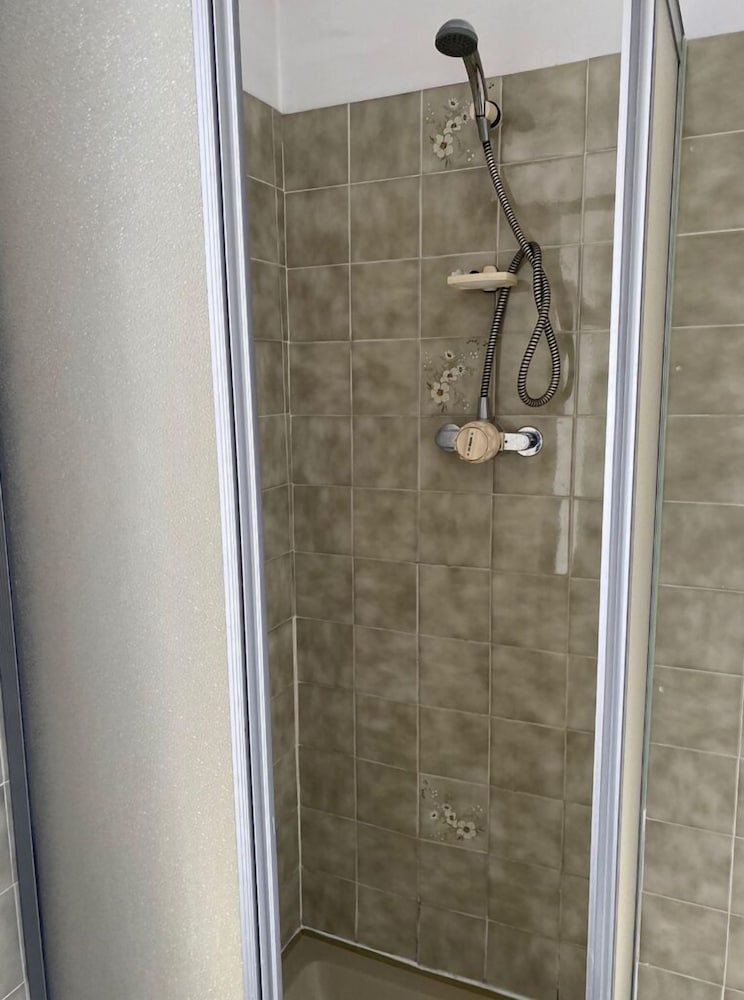 Comfort Triple Room, Ensuite - Photo 10