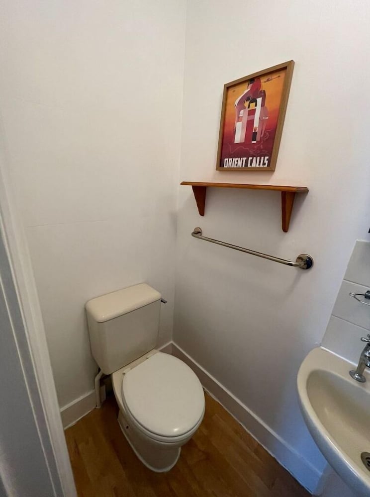 Standard Double Room, Ensuite - Photo 14