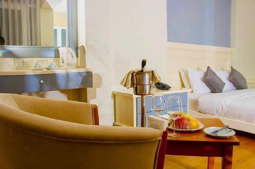 Luxury Double Room, Balcony photo 1
