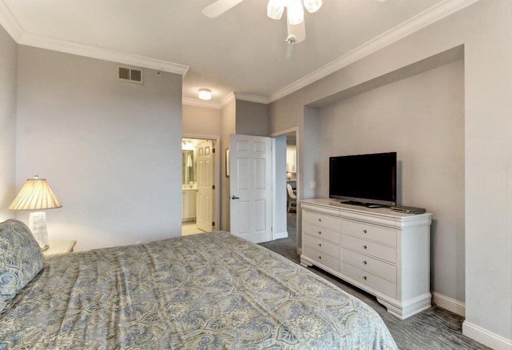 Condo photo 1