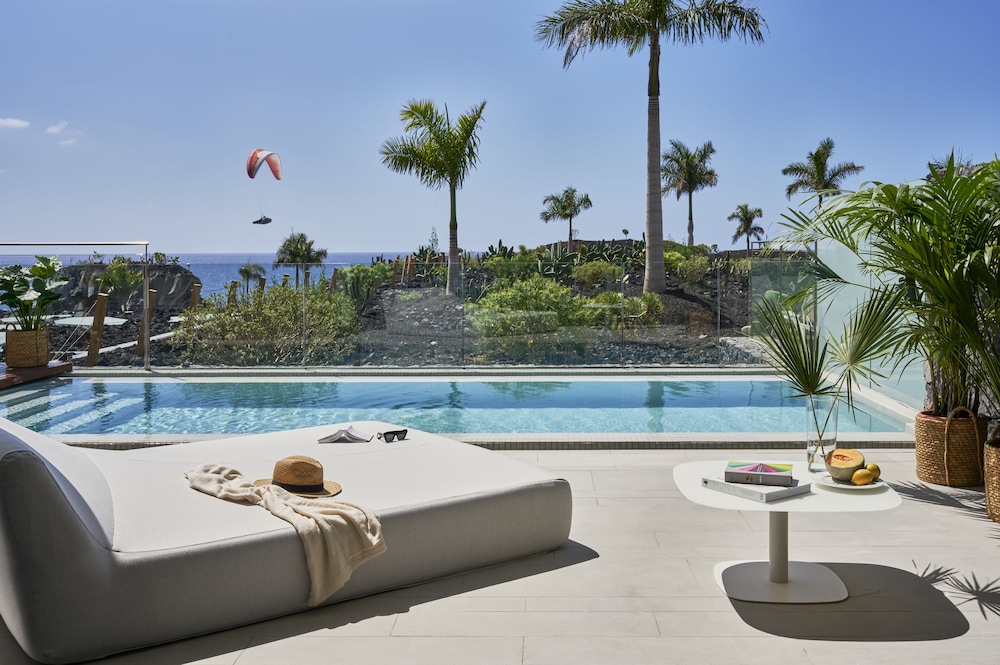 Villa, 2 Bedrooms, Private Pool (Suite) thumbnail 6